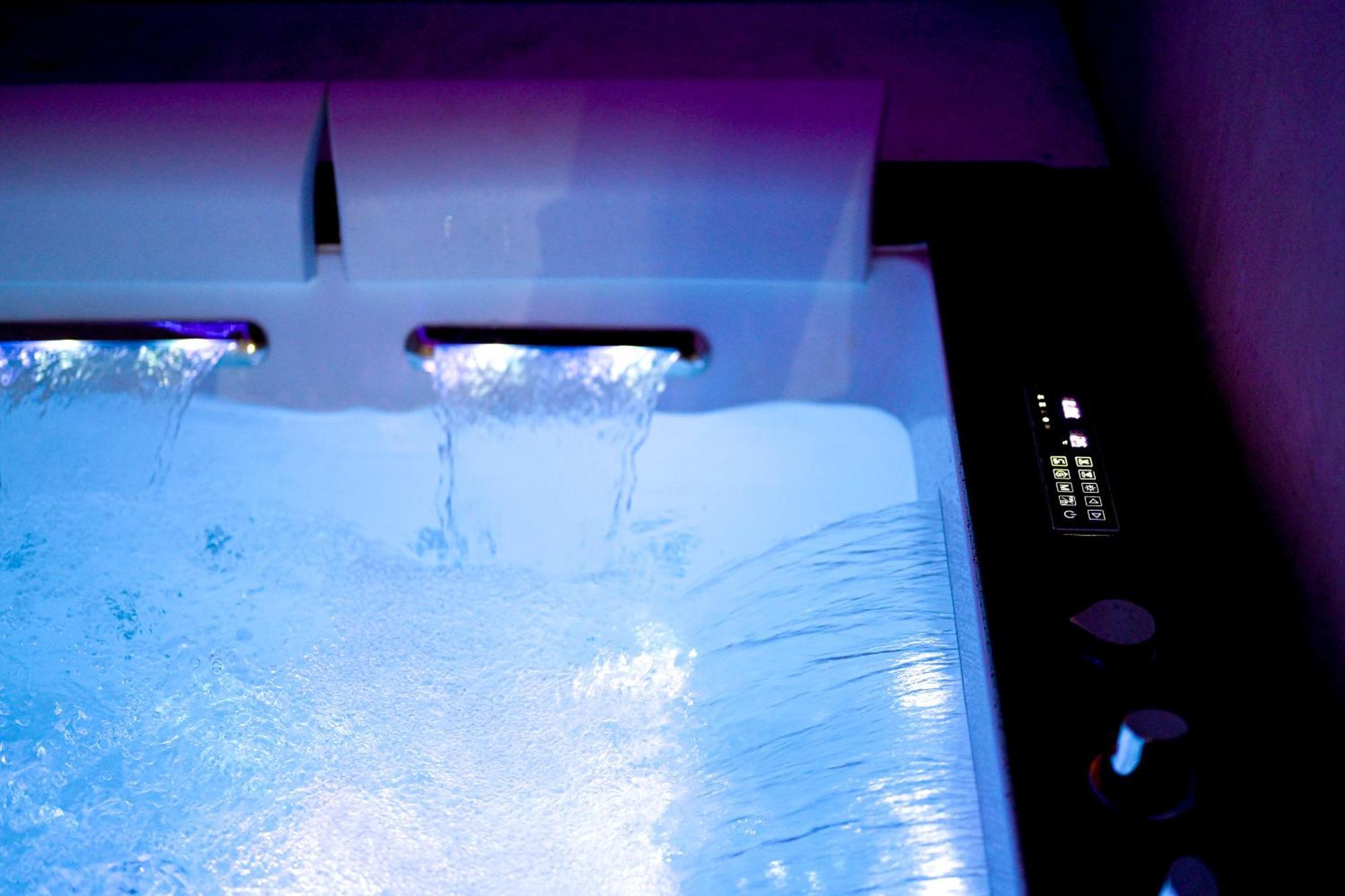 La Grotta, Luxury Suite & Spa Noto Bagian luar foto