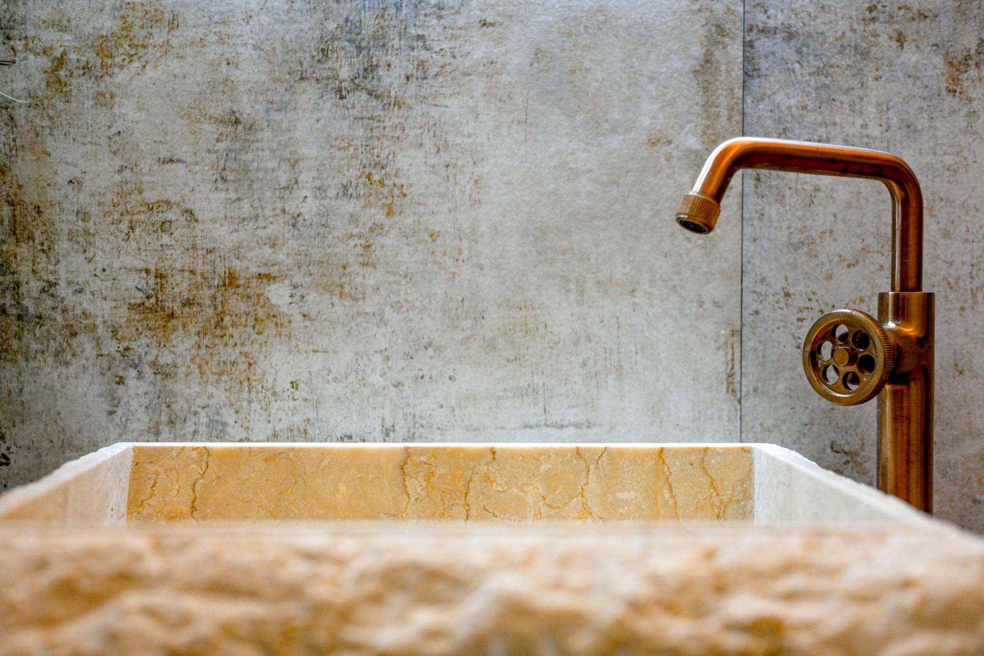 La Grotta, Luxury Suite & Spa Noto Bagian luar foto